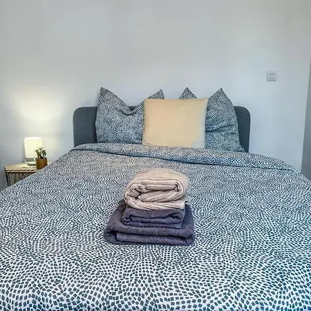 Apartament Le 2 - T2 Spacieux, Ideal 4 Voyageurs, Confort Malause