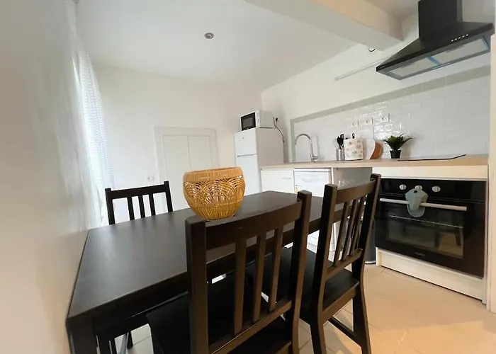 Le 2 - T2 Spacieux, Ideal 4 Voyageurs, Confort Apartament Malause